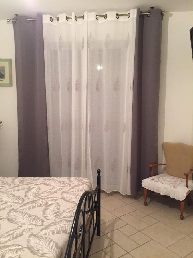 Chambres D'Hotes Chez Coco Saint-Georges-de-Reneins Buitenkant foto